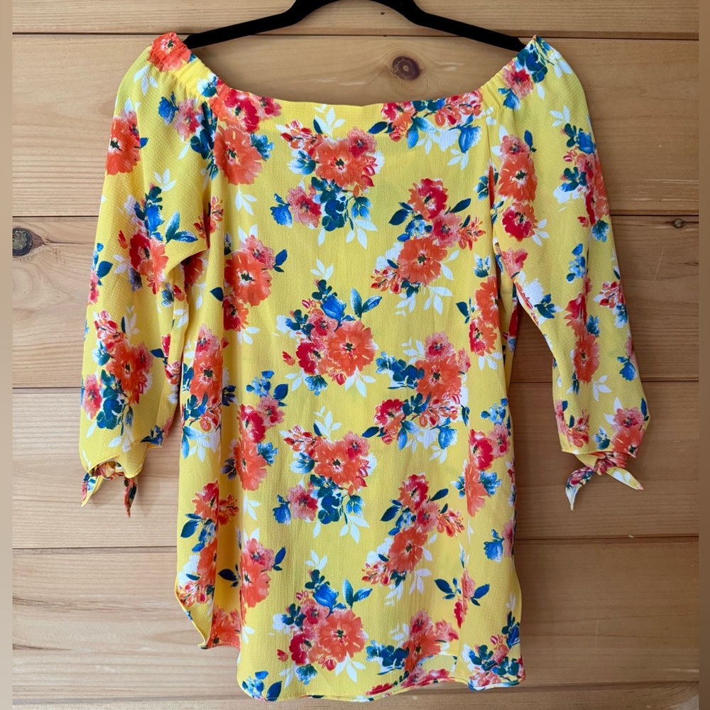 Floral 3/4 Sleeve Blouse
